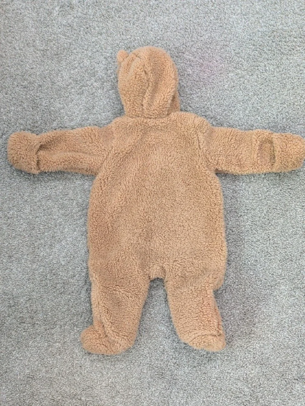 GAP Plush Hooded Footed Teddy Bear Suit 🧸 3-6m